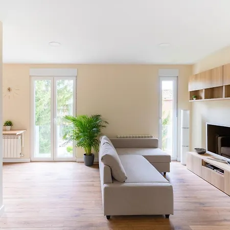 Housingleon - Muralla Ii Apartment