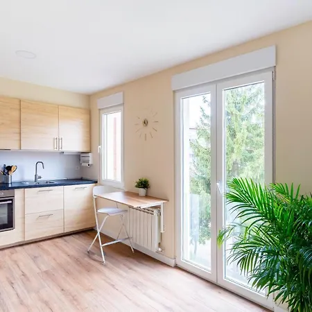 Housingleon - Muralla Ii アパート *