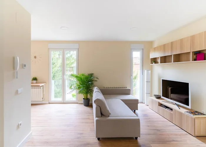 Housingleon - Muralla Ii Apartment