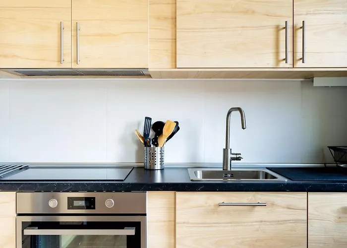 Housingleon - Muralla Ii *